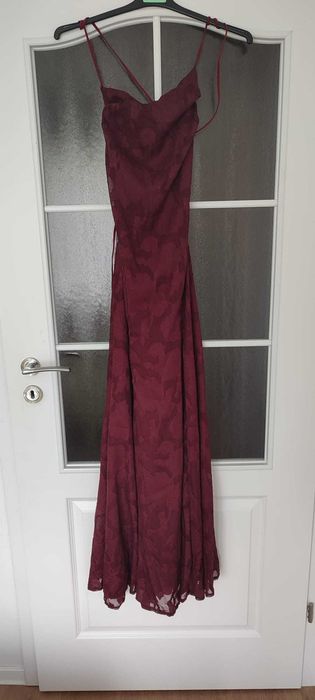 Rochie noua lunga eleganta marime XS-potrivita pentru banchet sau nunta
