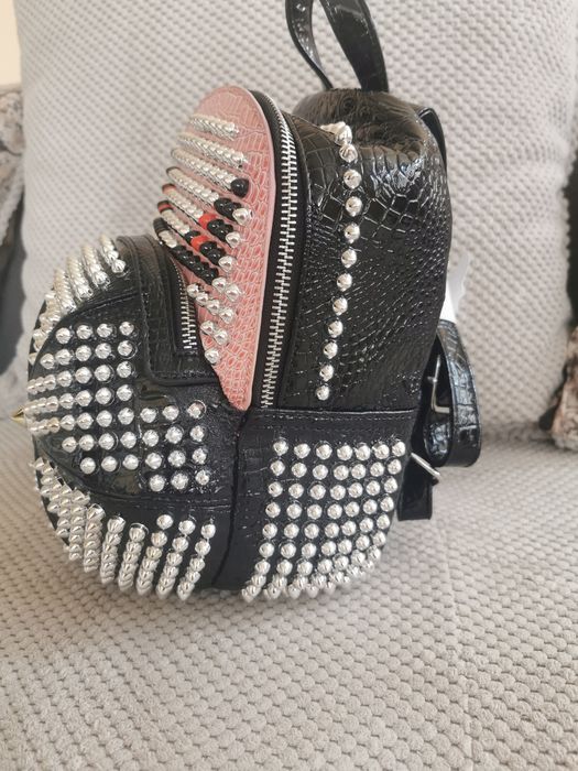 Оригинална малка раница