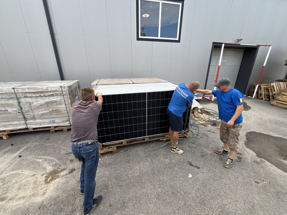 Panouri fotovoltaice DAH SOLAR 630W furnizare si instalare materiale fotovoltaice Ploiesti