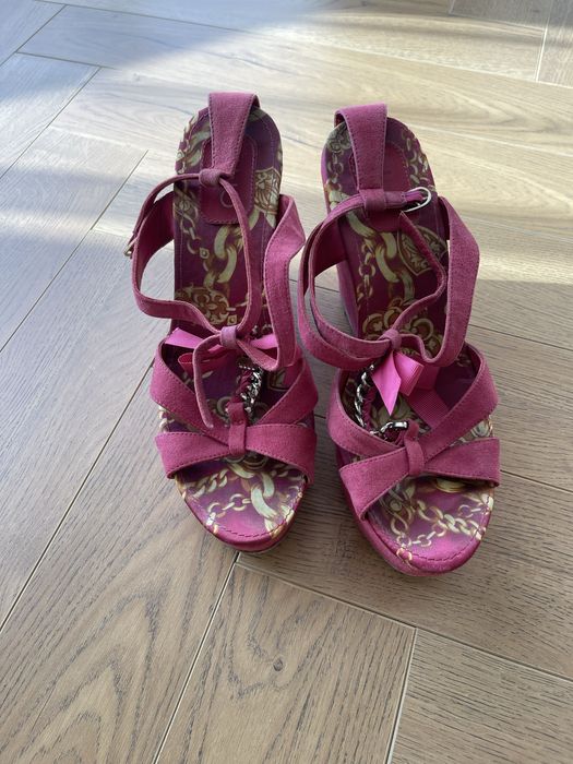 Продам обувь в хорошем состоянии