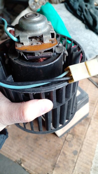 Продам моторчик передней печки