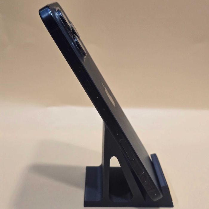 Hope Amanet P8 iPhone 16 Pro Max, 96% baterie