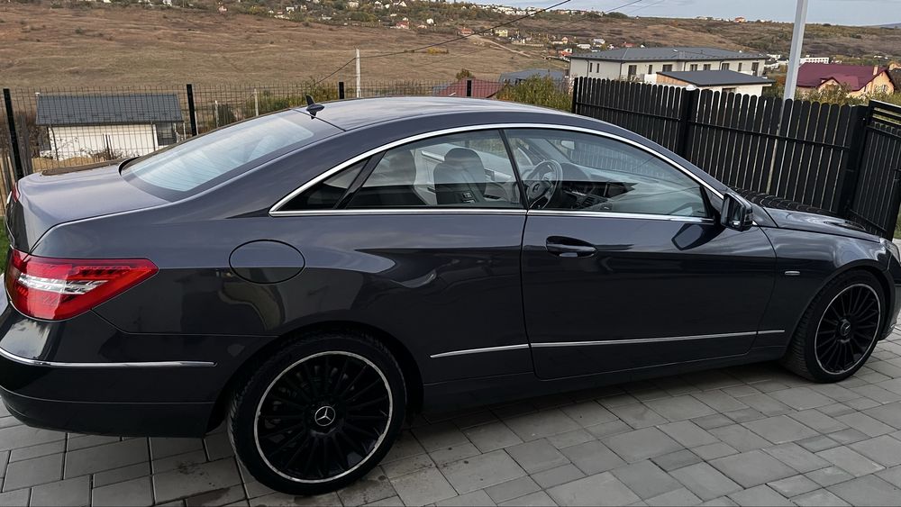 Mercedes E class Coupe C207