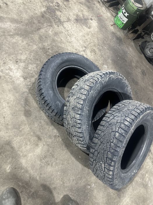 237/70/16 продам резину