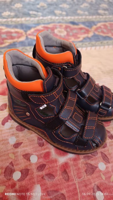 Ортопедический обувь