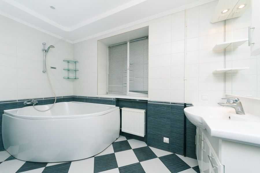 2 ком в центре Орлеу, Абая 87 посуточно в новом доме