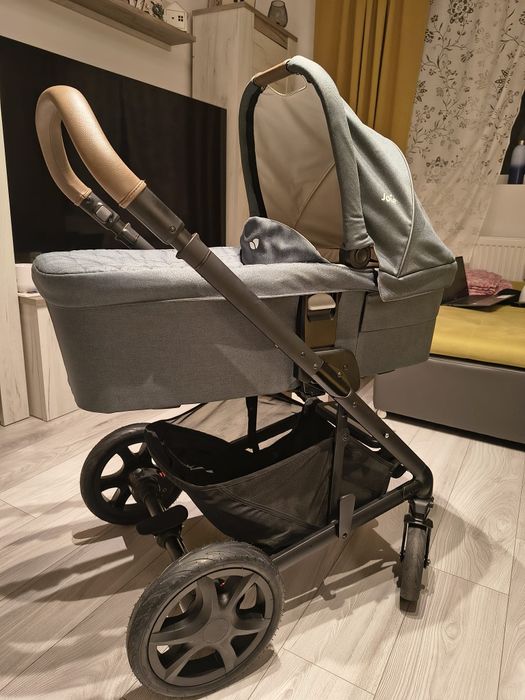 Carucior 3in1 JOIE A-Tour Chrome Dlx