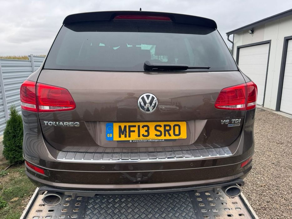 Dezmembrez Volkswagen Touareg 7P 2013 R-Line LH8Z