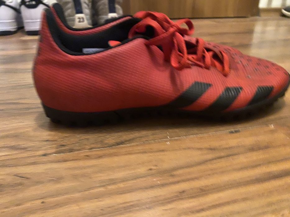 Adidas футболни обувки 44 – почти нови, оригинални