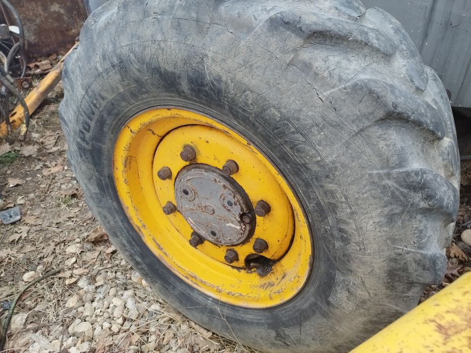 Transmisie finala buldoexcavator fermec, Komatsu,mf,case,new Holland