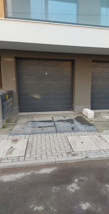 Дава се под наем Гараж / Паркомясто в София, Студентски град - 30 кв.м за 178.5 € - Снимка #1