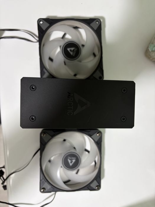 Cooler ARCTIC Freezer 36 A-RGB Black Garantie