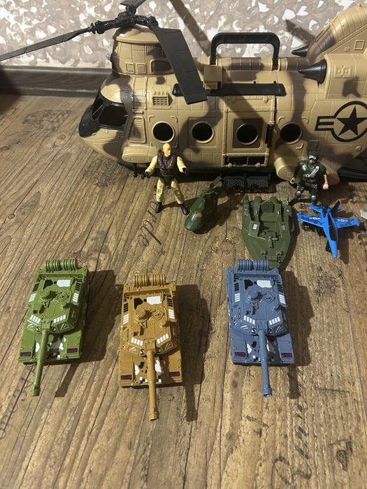 Военнен Хеликоптер-Детски-Голям