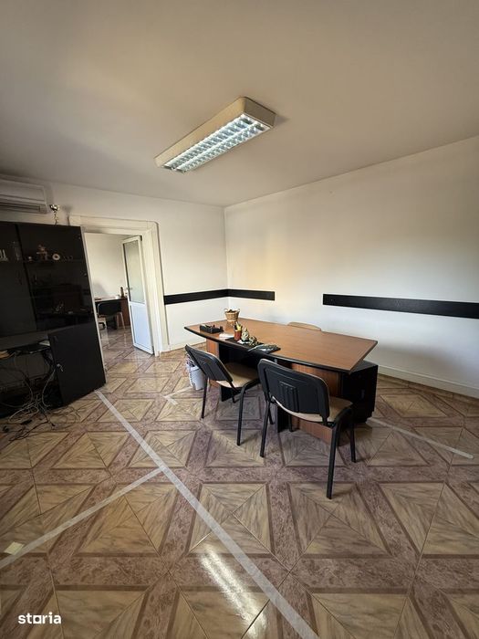 Vila individuala P+1 metrou Eroii Revolutiei (M2-centru) Pieptanari