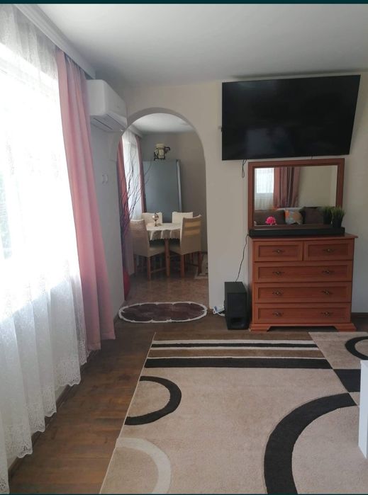 Дава се под наем Етаж от къща в Тетевен - 96 кв.м за 59670 € - Снимка #8