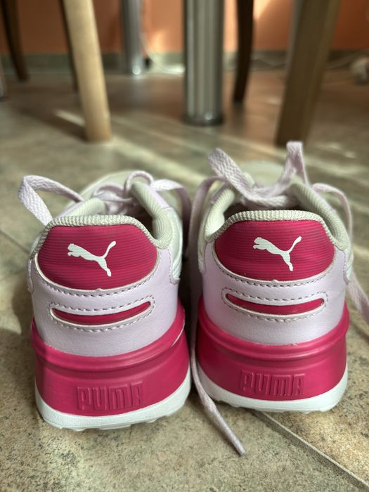 Adidas ботуши с подарък маратонки 31 н