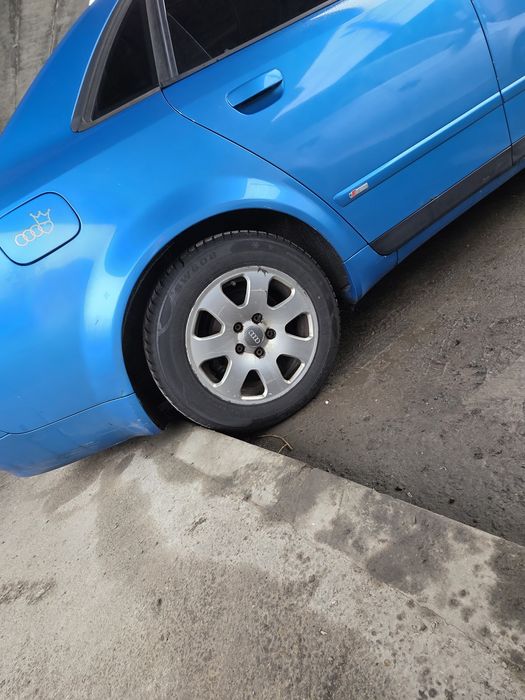 Set jante aliaj Audi originale + anvelope iarnă 195/65 R15
Se vind