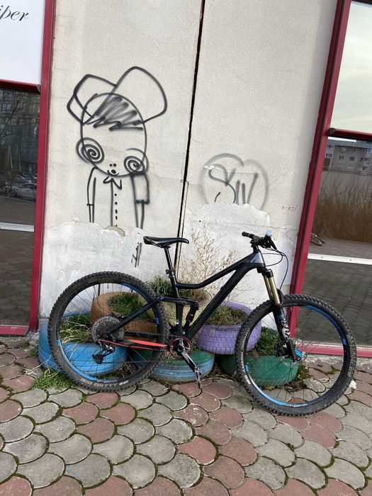 Vand Cube Stereo 140 Carbon