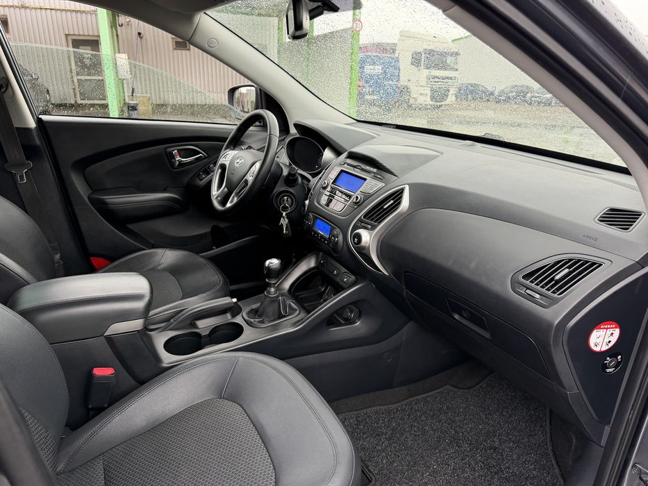 Hyundai IX35 2012 2.0 diesel 184 cp 4x4 Nr rosii Valabile