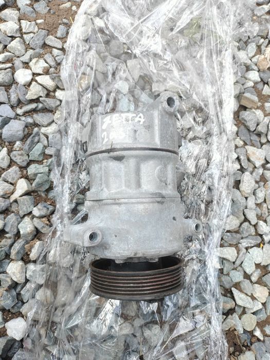 Vând compresor AC aer condiționat golf6 euro 5