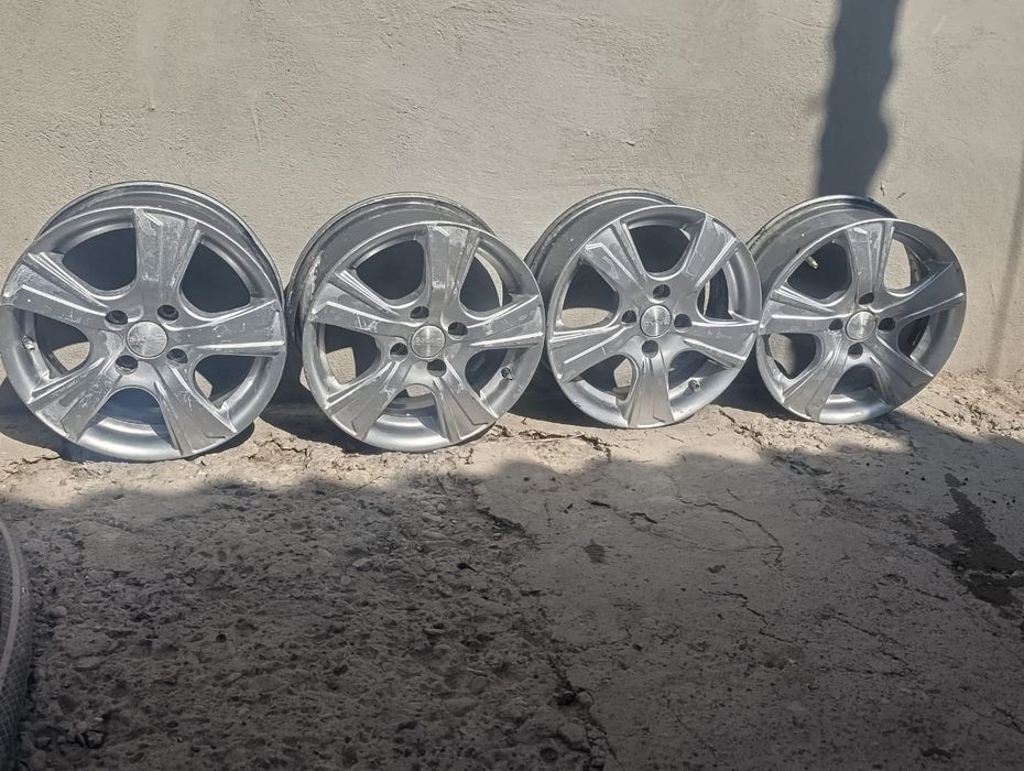 Продам диски на 14