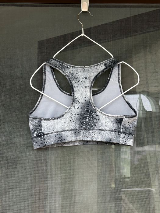 Спортно бюстие NIKE Pro (Dri-FIT) - размер S, Отлично състояние