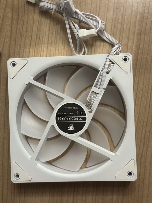 Вентилатор Prism 140mm computer fan