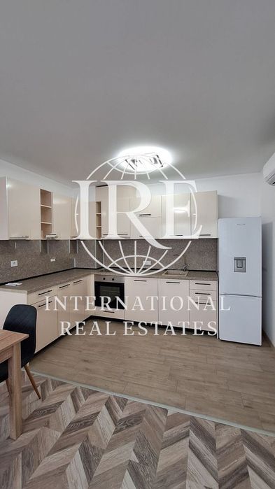 Продава се Тристаен апартамент в Варна, Гранд Мол Варна - 84 кв.м за 1749 €/кв.м - Снимка #1