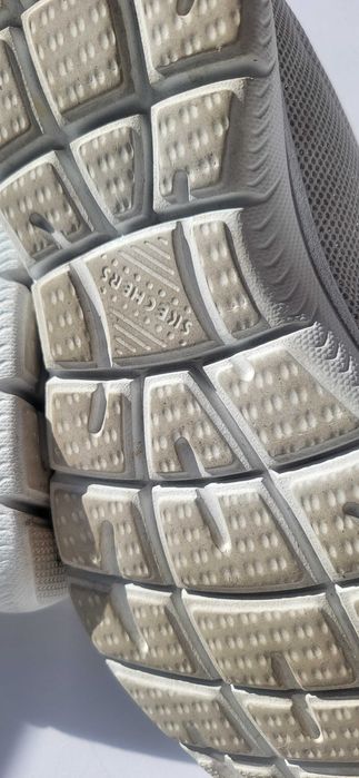 Pantofi sport dama originali,  SKECHERS nr.39, deosebiti, aproape noi