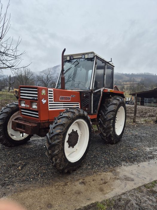 Vând tractor Fiat 680