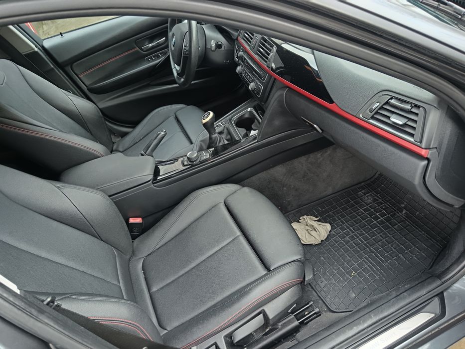 Vând BMW Seria 3