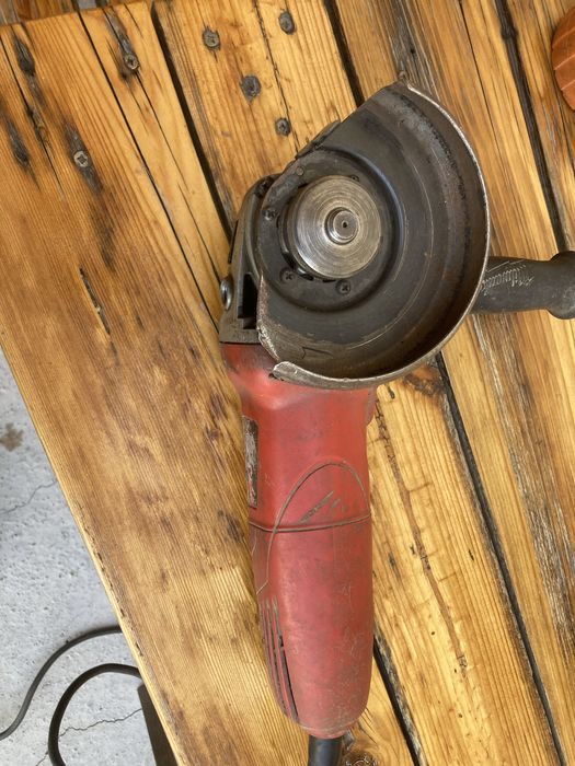 Оригинален малък ъглошлайф Milwaukee