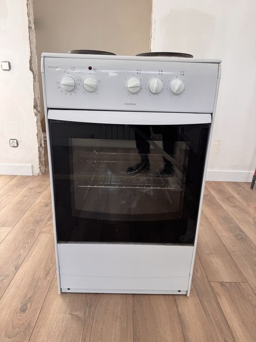 Продам Электроплитку Darina