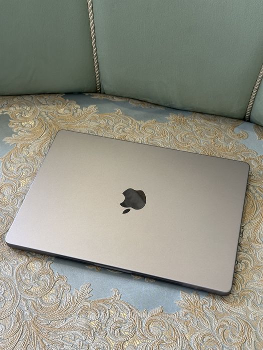 Macbook Pro 14, M1 PRO, Идеальное состояние 16/512GB