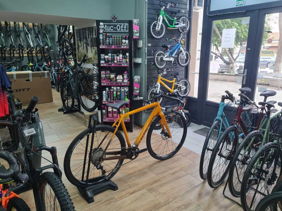 Bicicleta gravel Kross Esker 7.0 28- L- stoc la Est Bike Funky Sports