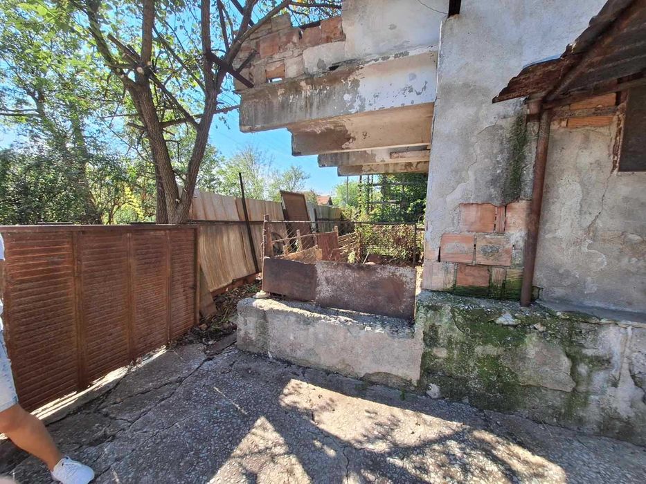 Продава се Къща в с. Малки чифлик, Област Велико Търново - 100 кв.м за 357 €/кв.м - Снимка #11