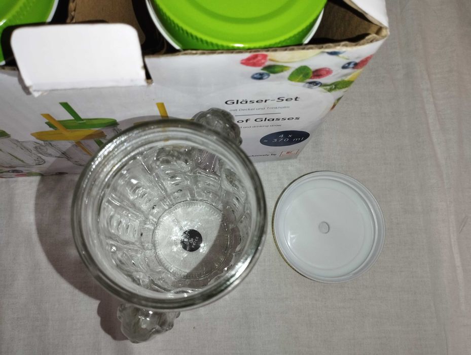 Чаши Cacti - кактуси 370мл с капаче и сламка