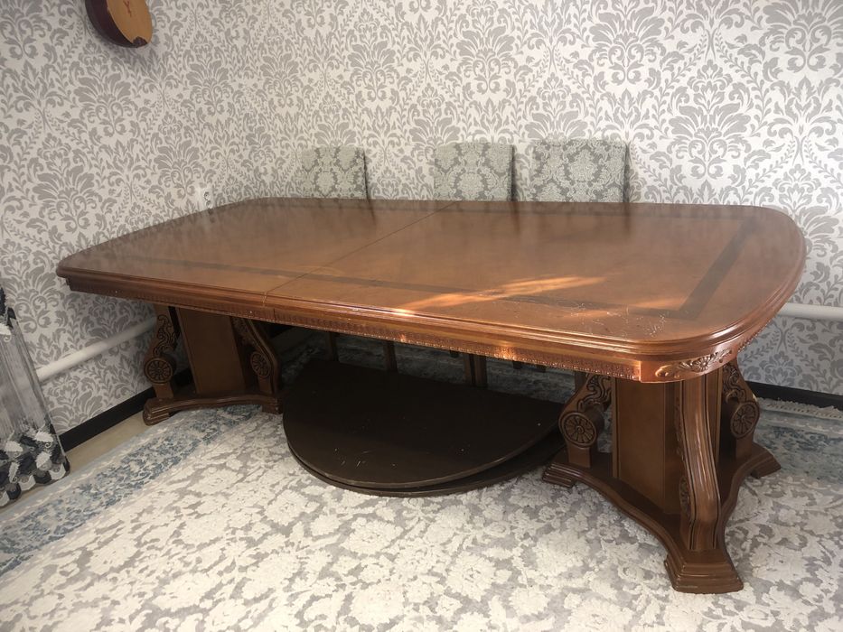 СТОЛ для гостиной