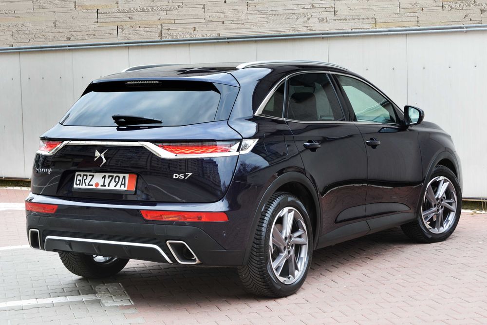 DS7 Crossback / Rivoli / 300 CP/ 4X4 / Plug-In Hybrid / Masaj / Distronic