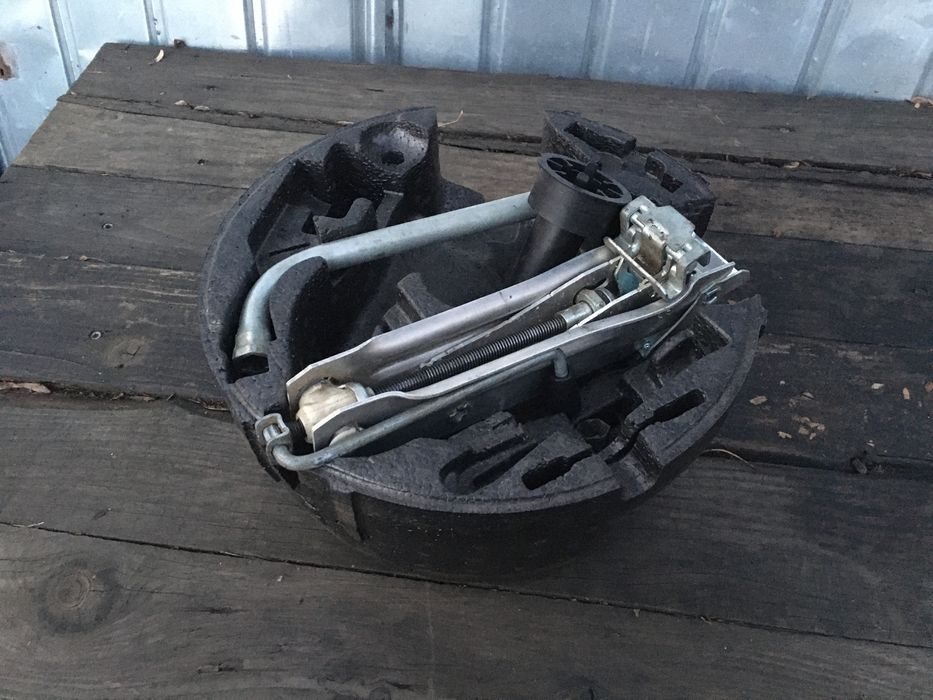 Kit Set Cric+ Cheie Roti Vw Golf4 Passat B5.5 Bora Audi A3 8L A4 A6 C5