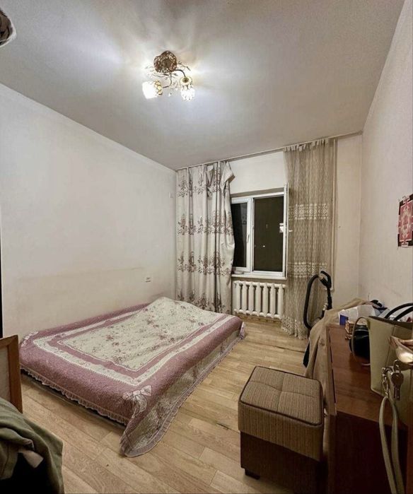 Код 869  Продается 3/4/5 ком квартира куйлюк массив 4 не торец