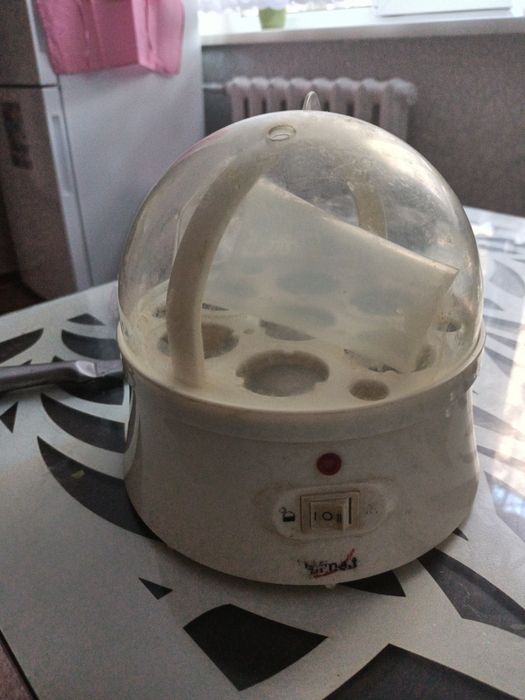 Продаю яйцеварку