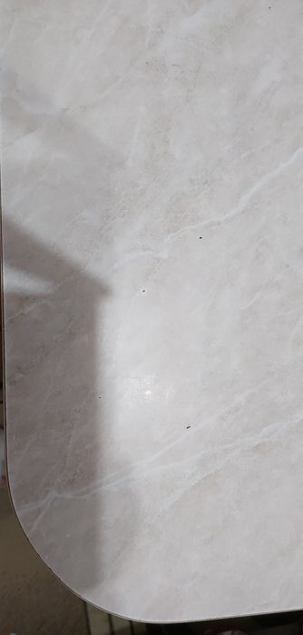 Продам кухонный стол