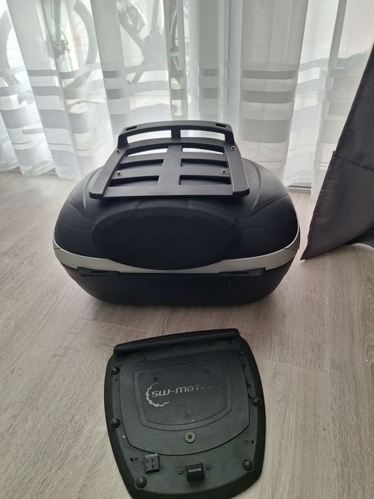 Top case(cutii) moto Givi monokey Maxia, sau SW Motech 50 litri