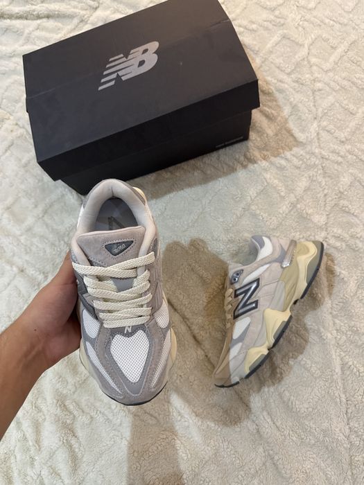 New Balance 9060 Grey