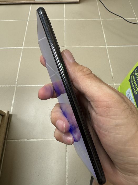 Oppo Reno 5 8/128gb - отличен