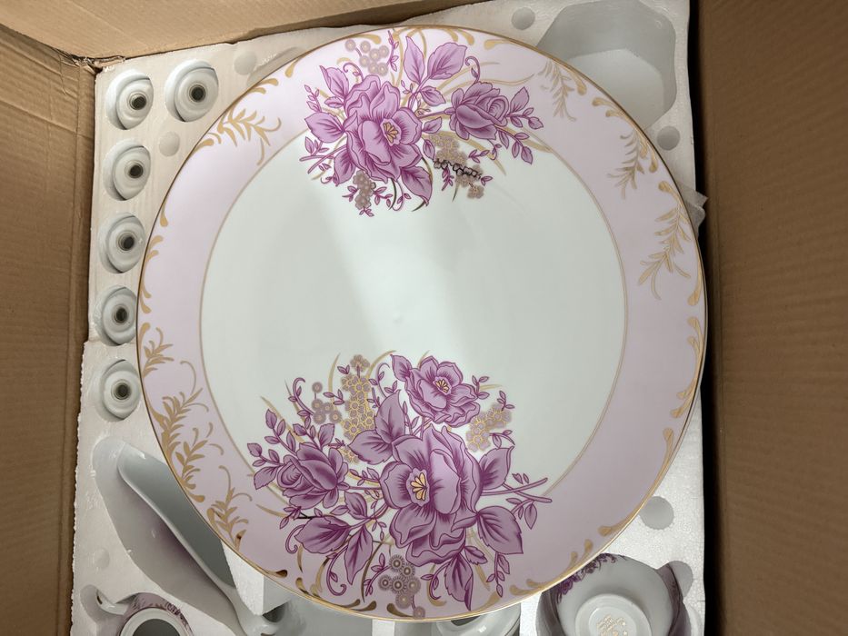 Столовый сервиз на 12 персон