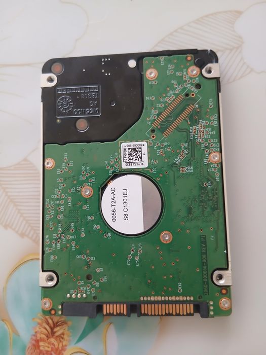 WD WD Blue 1TB HDD sotiladi
Western Digital WD Blue qattiq diski sotil