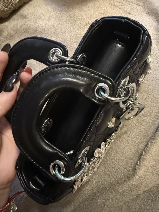 Малка Dior чанта