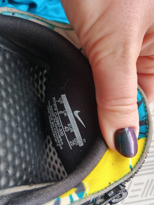 Летни обувки Nike 39 номер, унисекс дизайн